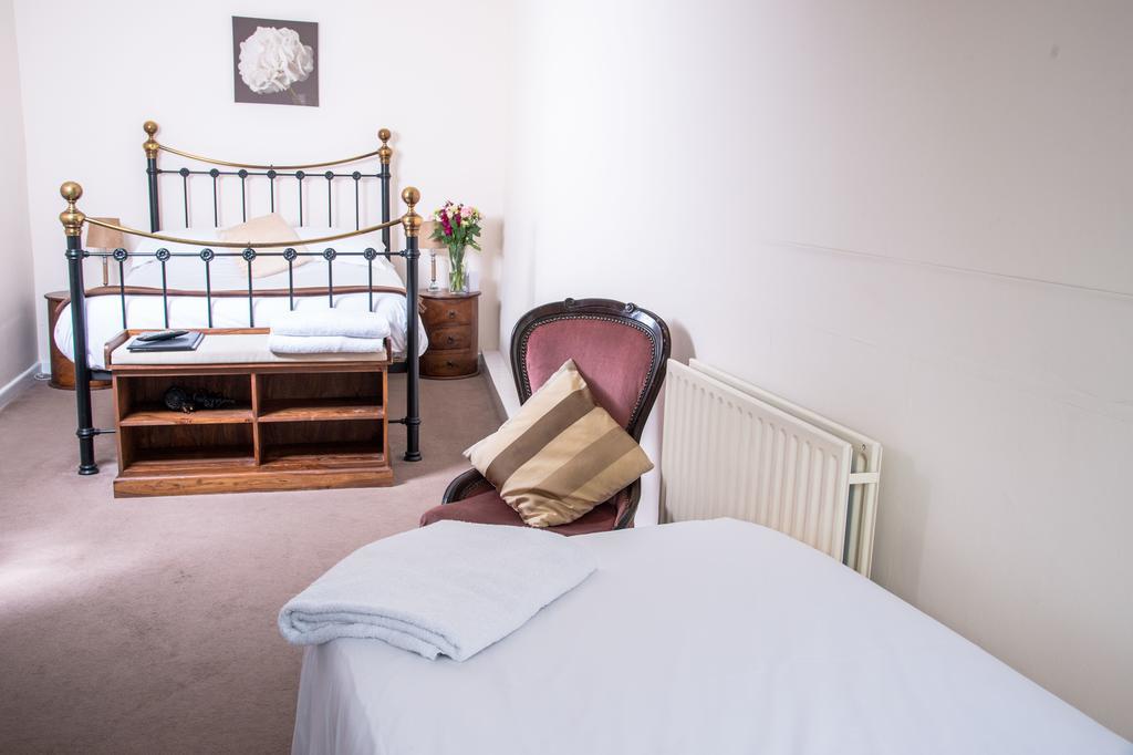The Dolphin Hotel Wincanton Extérieur photo