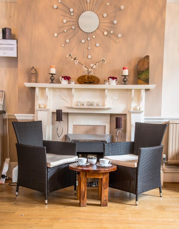 The Dolphin Hotel Wincanton Extérieur photo